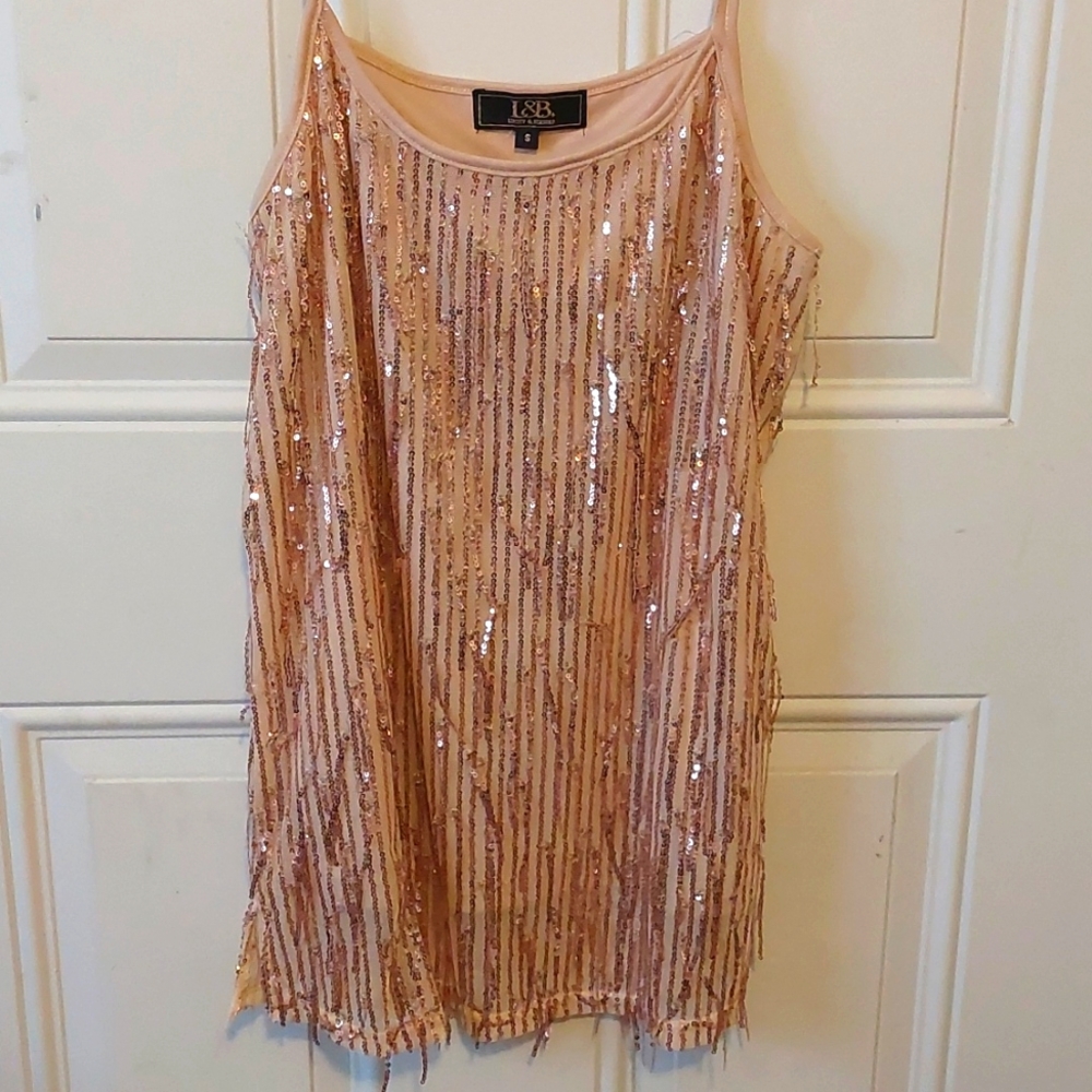 L&B Pink sequined top sz M